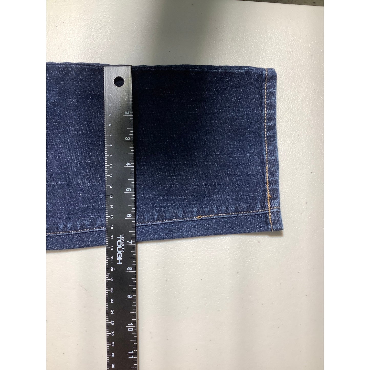 Old Navy Mid-Rise Jeans Women’s Size 18 Short – Dark Wash, Stretch, Classic