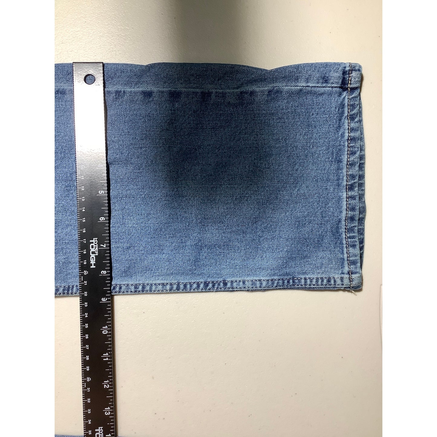 Levi’s Signature Jeans Denim Blue Me 34x34 — Straight Leg, Casual, Classic Fit
