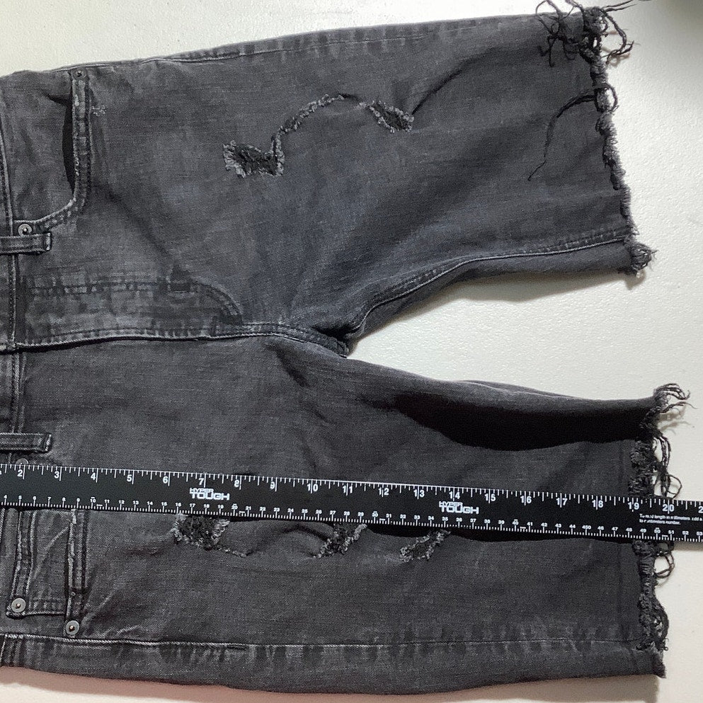 American Eagle Black Denim Shorts Men’s 32 –Distressed, Frayed Hem, Extreme Flex