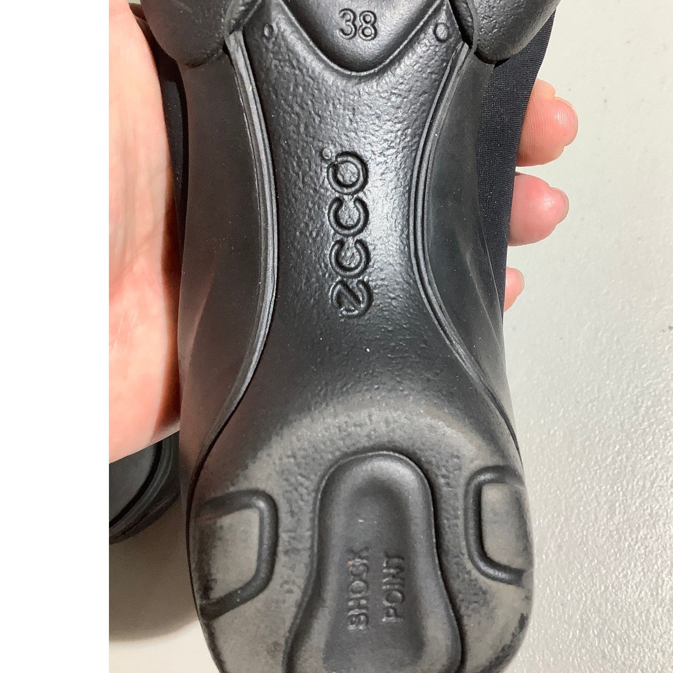 Ecco Slip-On Shoes Women’s Size 7/7.5 (EU 38) – Comfort, Gore-Tex, Casual