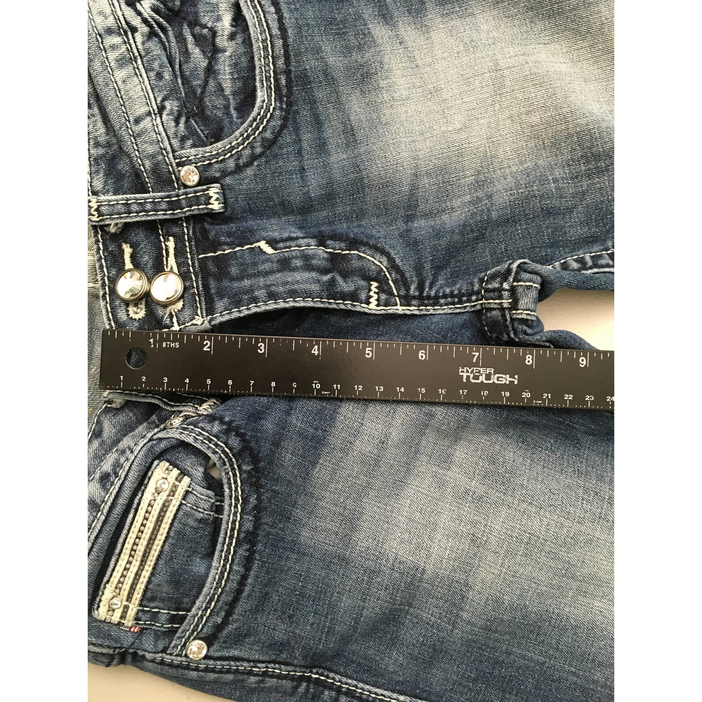 VIGOSS New York Capri Jeans Size 27W 21L- Y2K, Glam, Streetwear