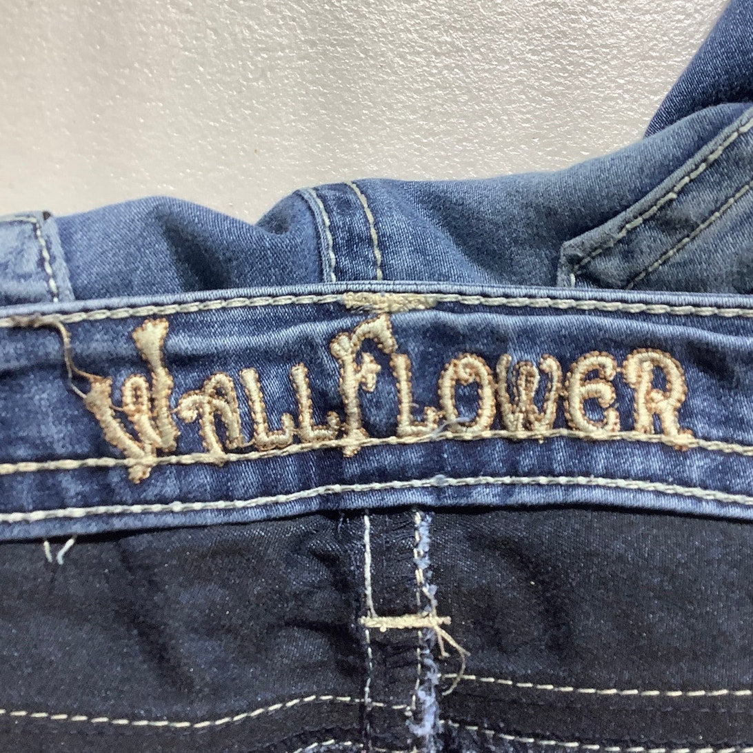Wallflower Distressed Skinny Jeans Women’s Size 11 – Edgy, Casual, Stretch