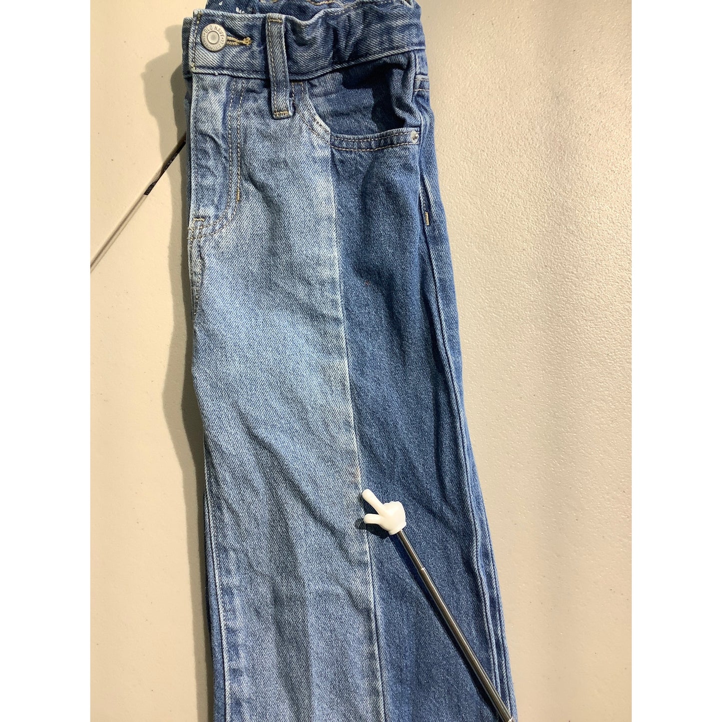 Old Navy Light Wash Wide Leg Jeans Kids Size 8 - Baggy, Vintage, Playful