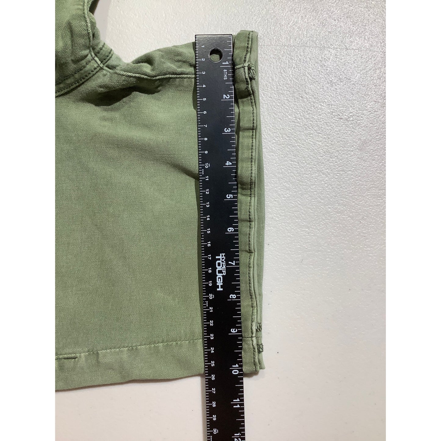 American Eagle Twill Shorts Women’s Size 10 – Soft, Relaxed, Everyday