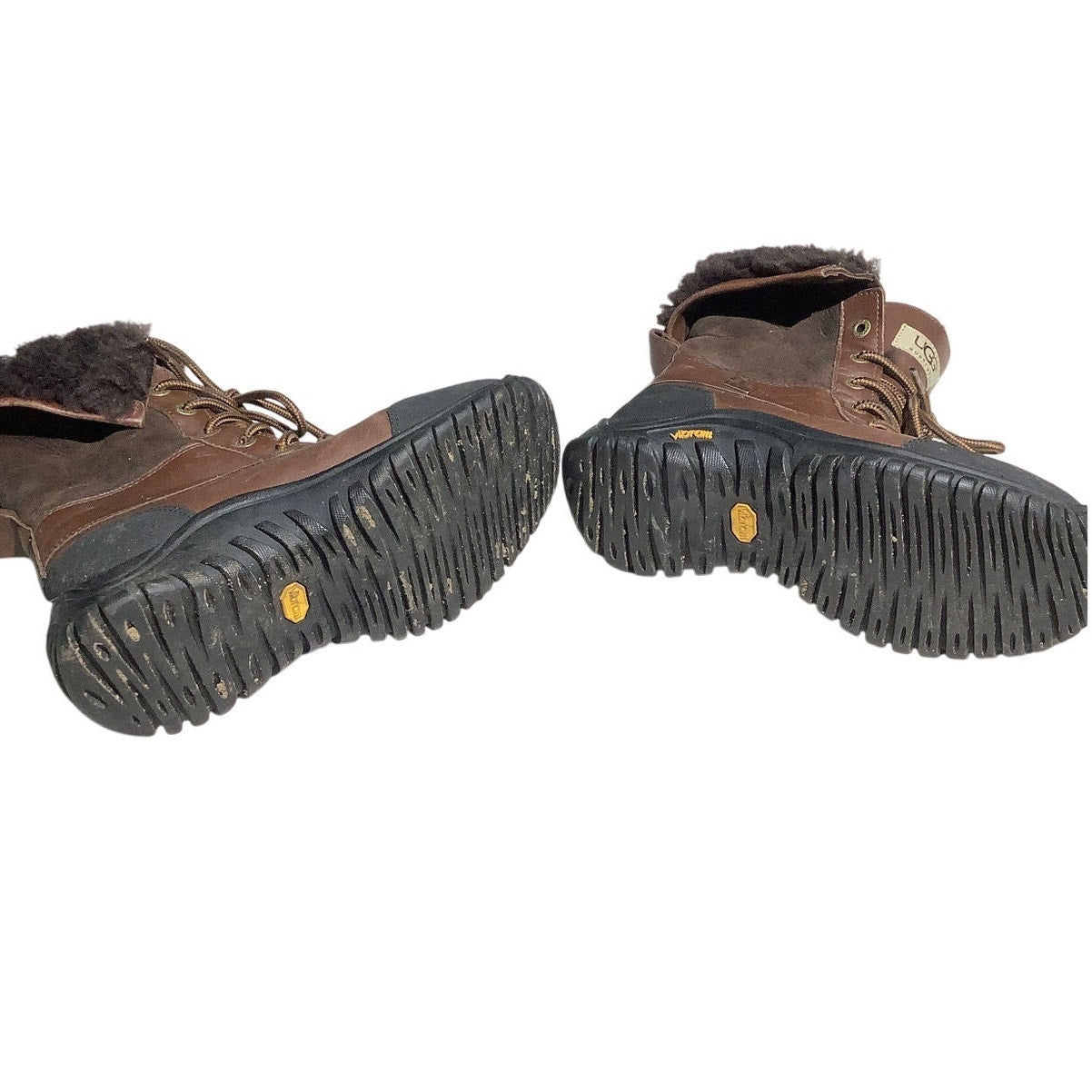 UGG Adirondack Tall Leather Waterproof Boots Women’s 6 — Winter, Outdoor, Cozy