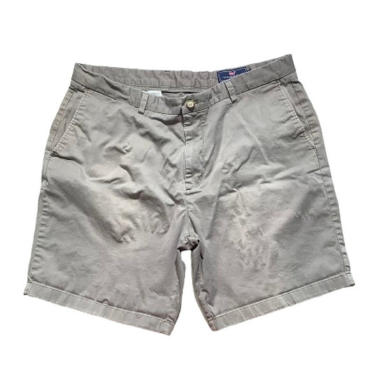 Vineyard Vines Breaker Shorts Men’s Size 40 – Classic, Comfortable, Casual