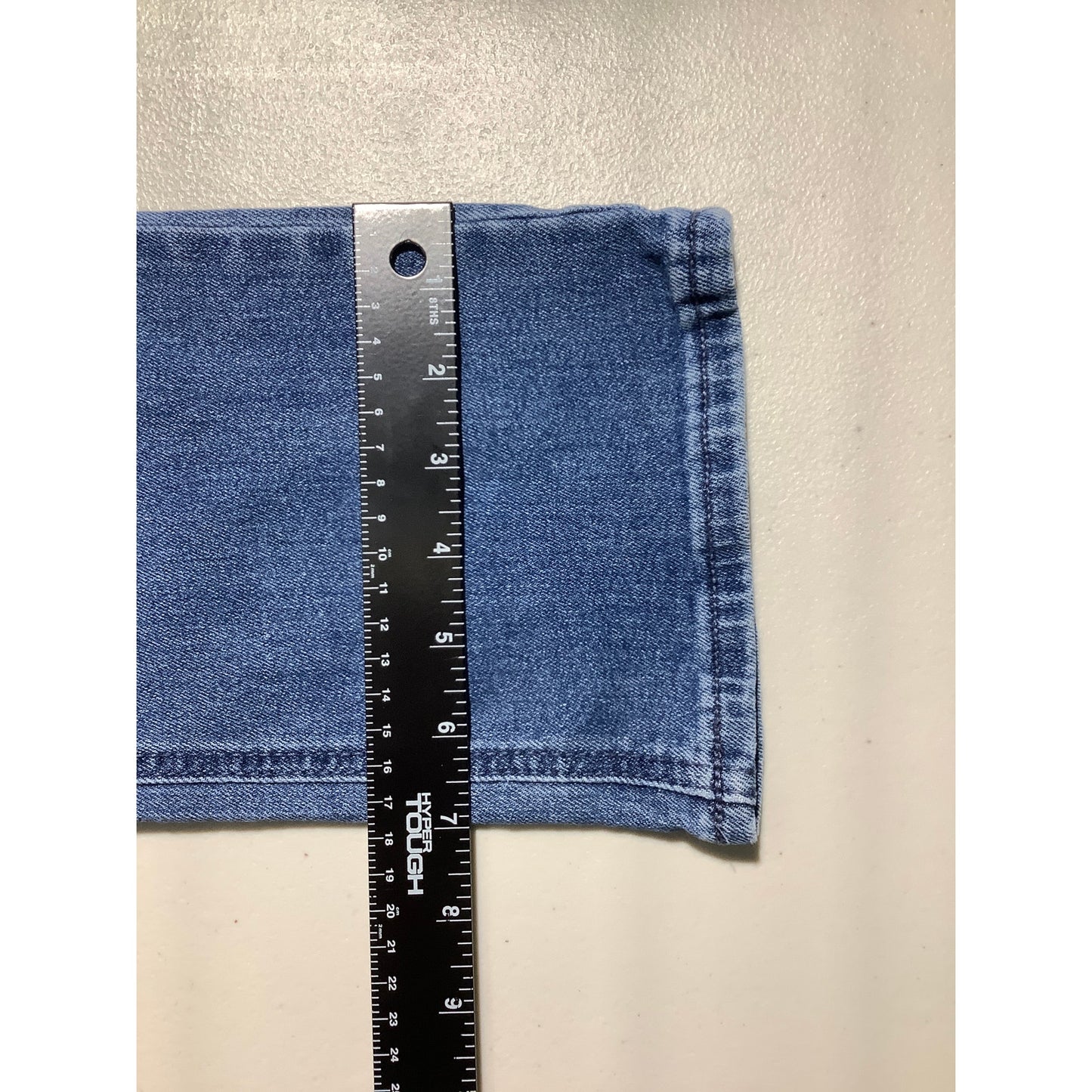 Old Navy Wow Boot-Cut Jeans Women’s Size 4 – Mid-Rise, Comfortable, Classic Fit