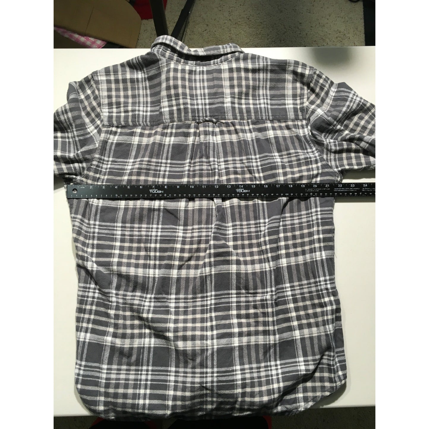 Woolrich Men's Gray Flannel Shirt Size L – Grunge, Outdoorsy, Cozy