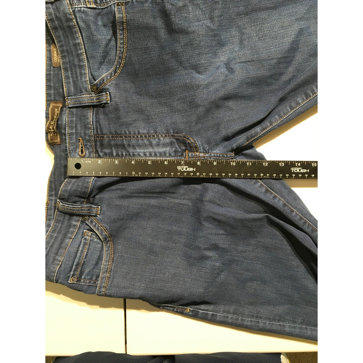 34 Heritage Courage Mid-Rise Straight Jeans 36/32 - Classic, Versatile, Casual