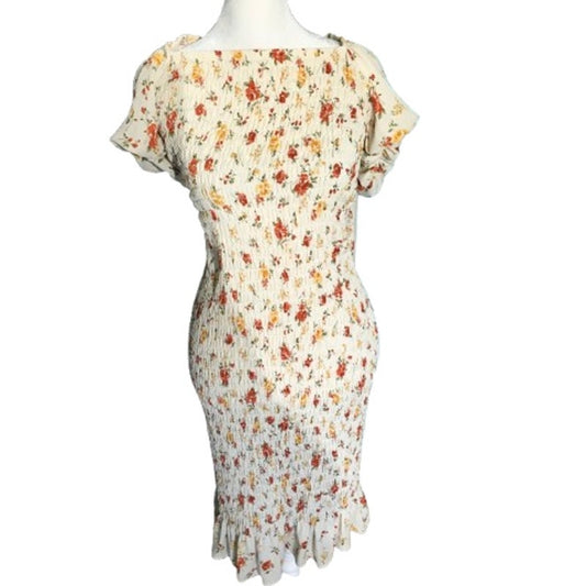 Trixxi Cream Floral Smocked Dress Size L - Cottagecore, Feminine, Romantic