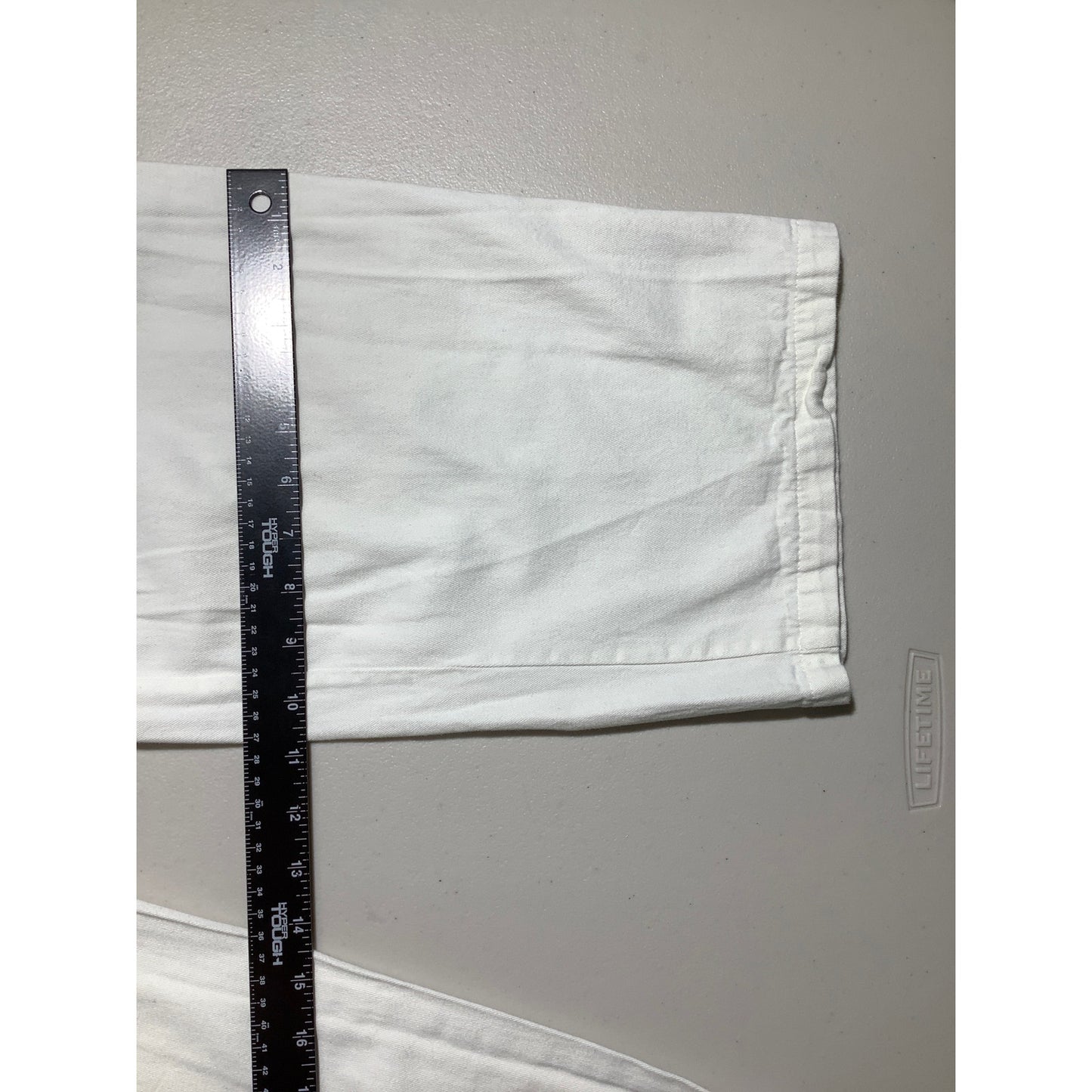 PrettyLittleThing White Cargo Pants Women’s Size 4 — Y2K, Streetwear, Utility