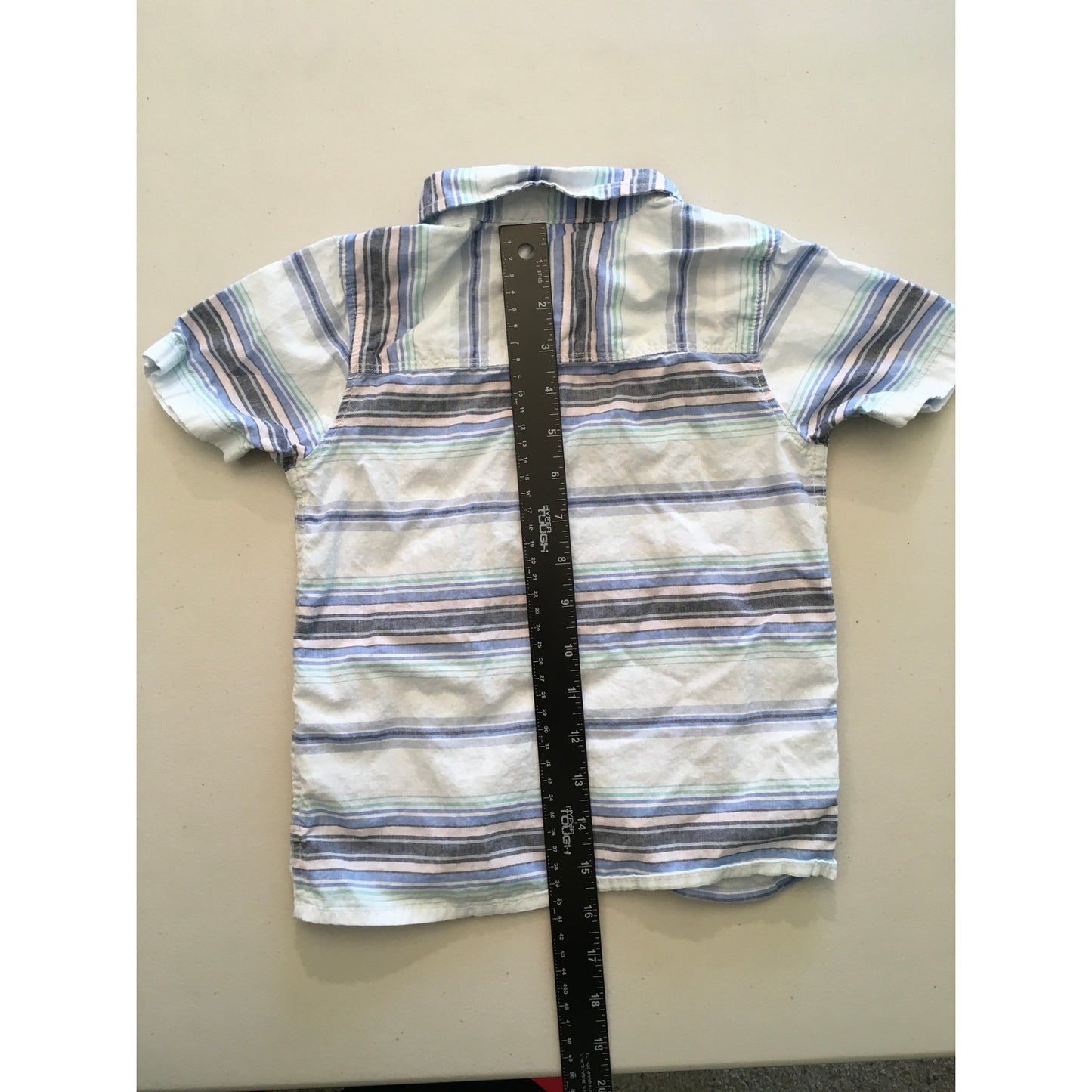 OshKosh Child 4T Collared Button-Up Shirt - Classic, Preppy, Casual