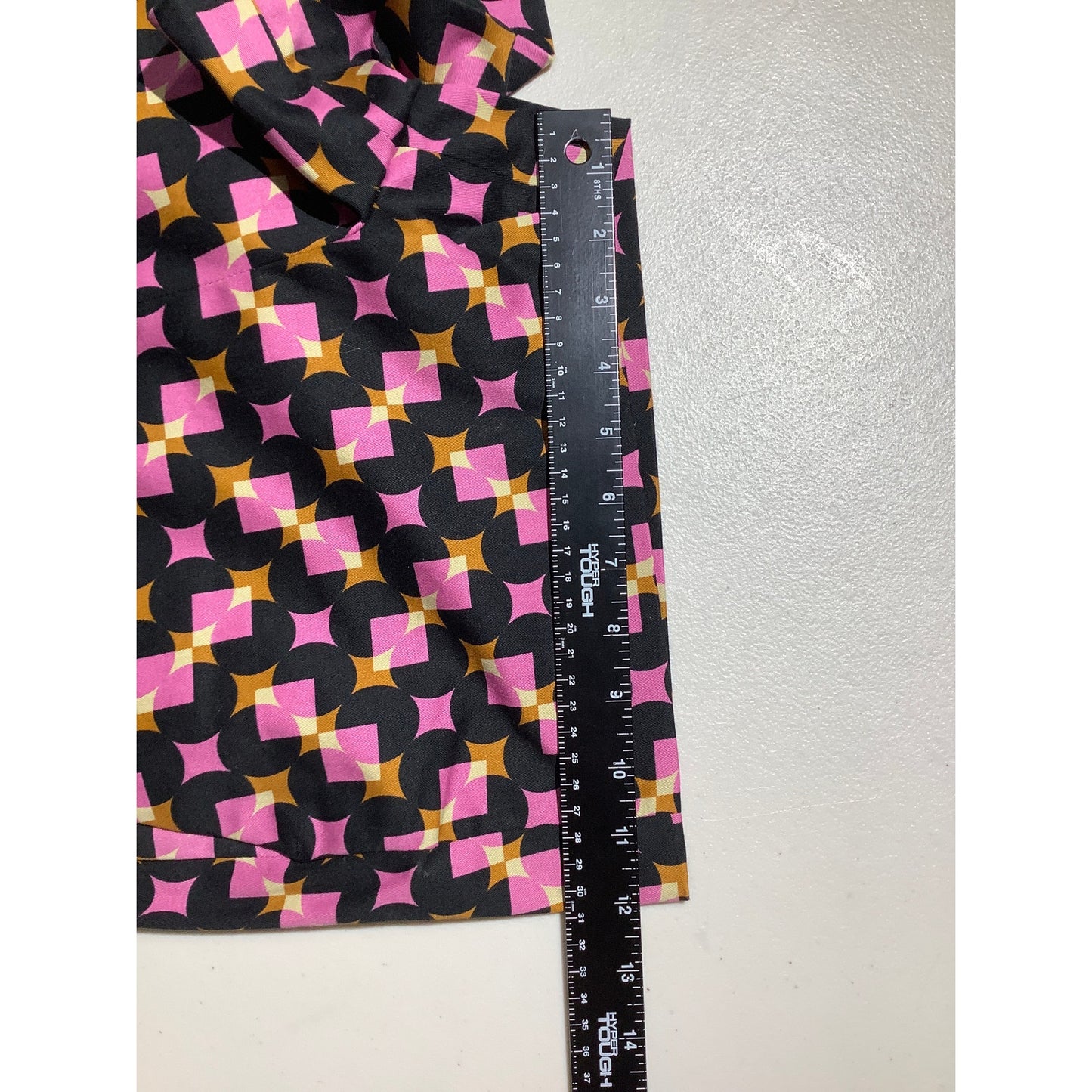 Zara Geometric Print High Rise Shorts Women’s Size M — Retro, Trendy, Statement
