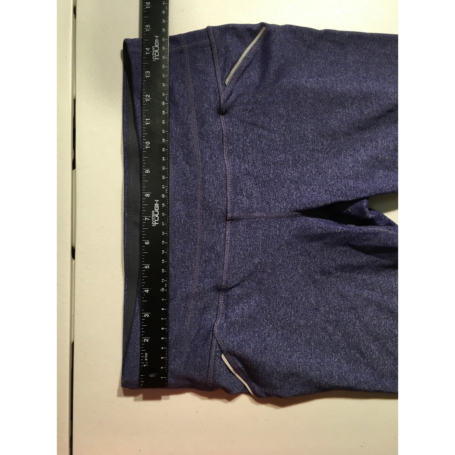 Athleta Light Purple Workout Capri Leggings M - Athleisure, Performance, Sporty