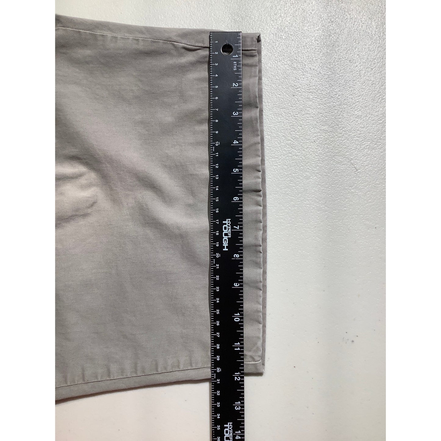 Vineyard Vines Breaker Shorts Men’s Size 40 – Classic, Comfortable, Casual