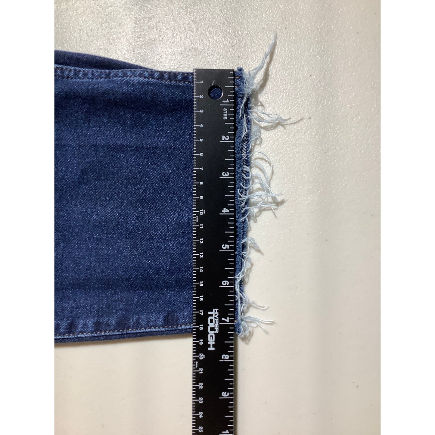 J Crew Classic Vintage Capris Women’s Size 35P – Timeless, Relaxed, Distressed