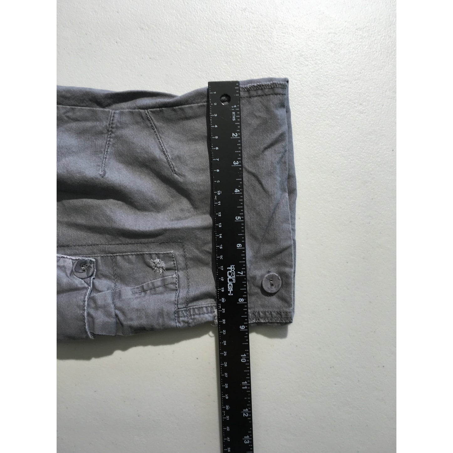 BKE Men's Gray Cargo Shorts Size 27 - Y2K, Streetwear, Utility