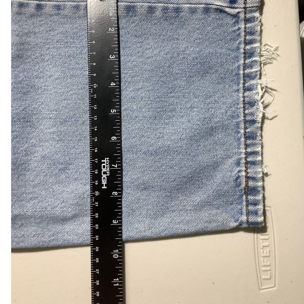 Levi’s 550 Relaxed Fit Jeans Men’s Size 38W x 30L – Vintage, Light Wash, Cotton