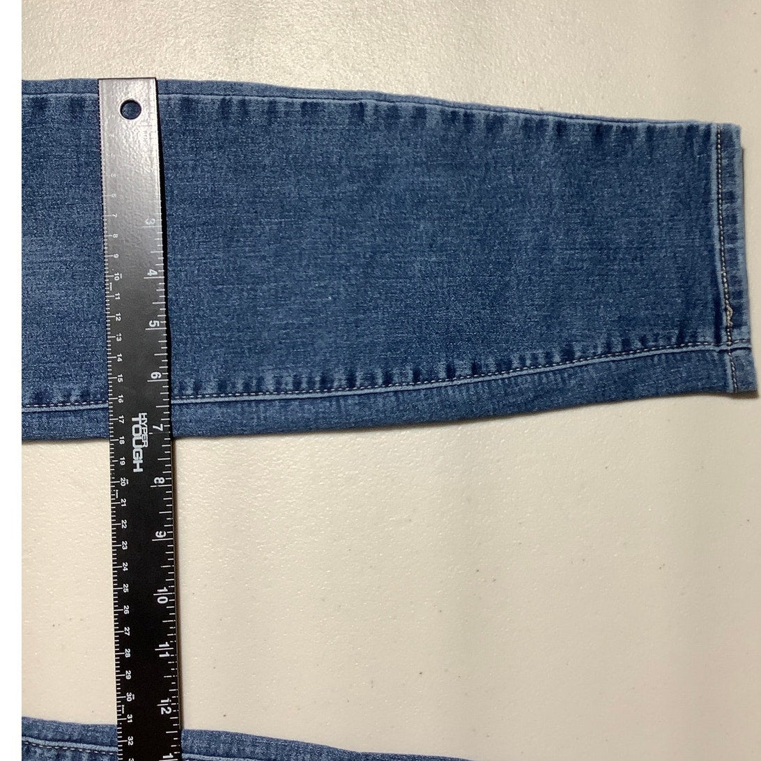 Levi’s Signature Pull-On Skinny Jeans 31W 32L — Stretch, Slim Fit, Comfort