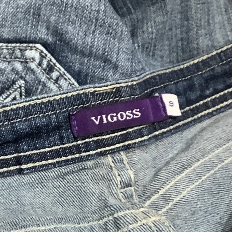 Vigoss Capri Jeans Size 9 - Casual, Distressed, Comfortable Denim