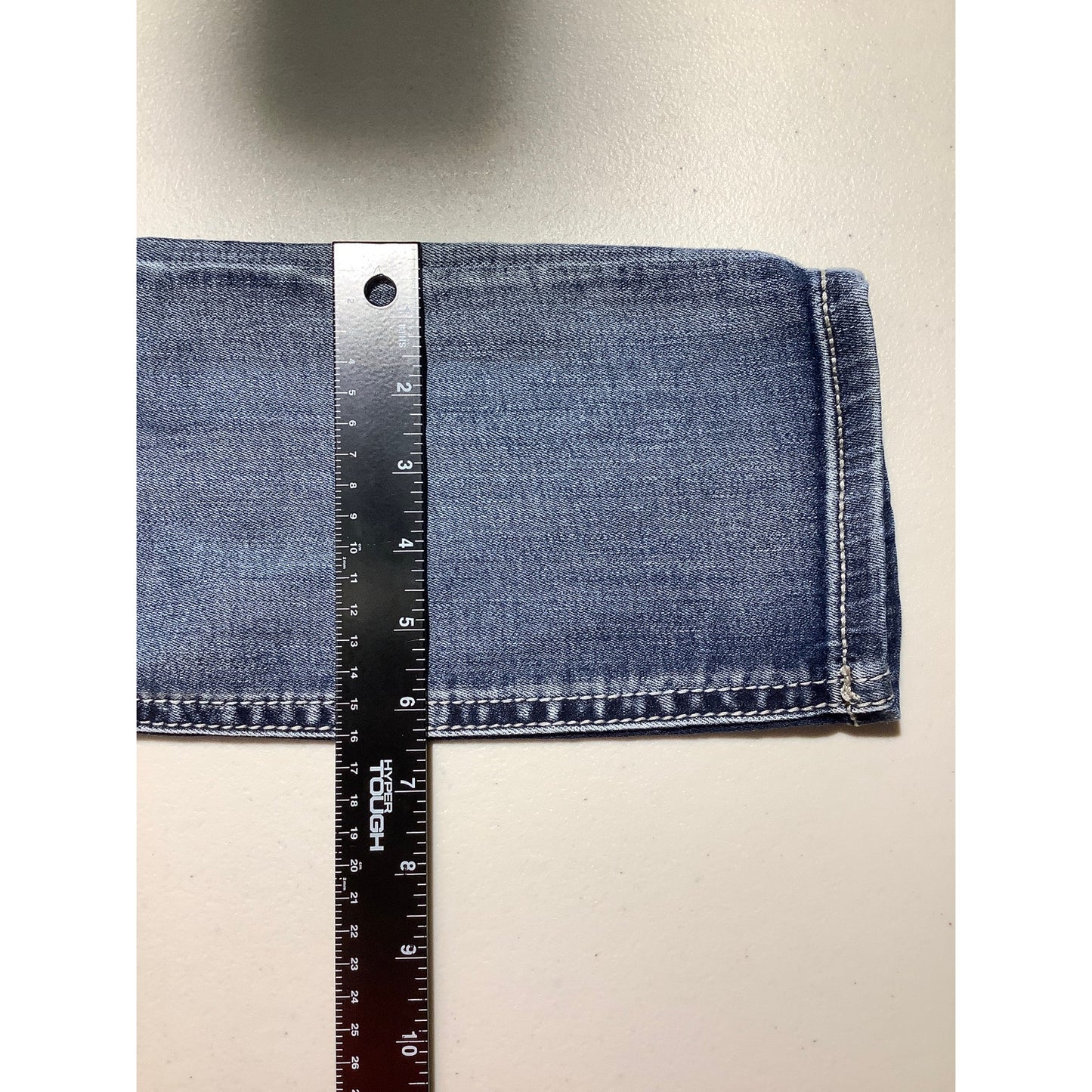 Express Jeans Women’s Skinny Jeans Size 2R — Stretch, Casual, Low Rise