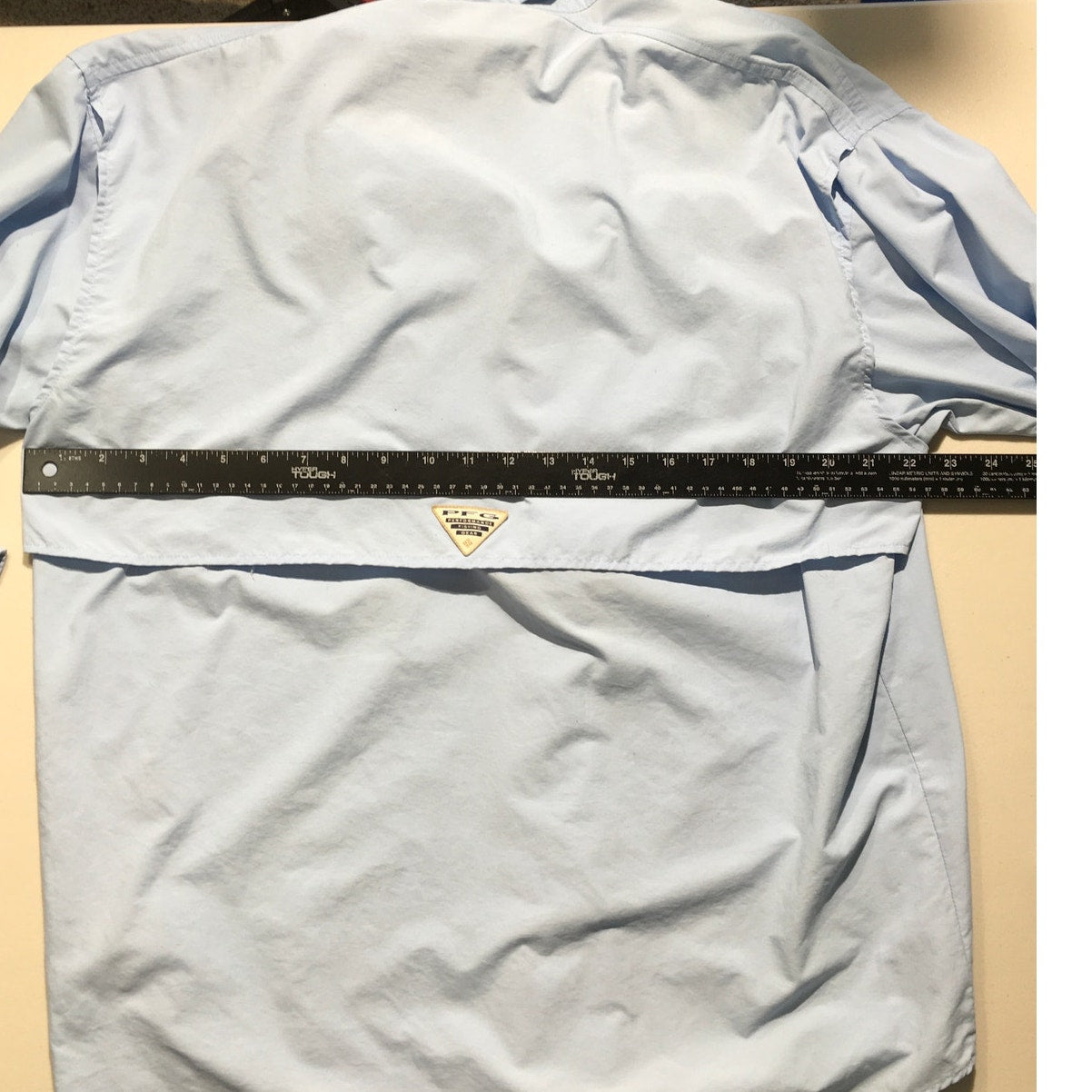 Columbia PFG Light Blue Fishing Shirt Size M - Outdoor, Performance, Sporty