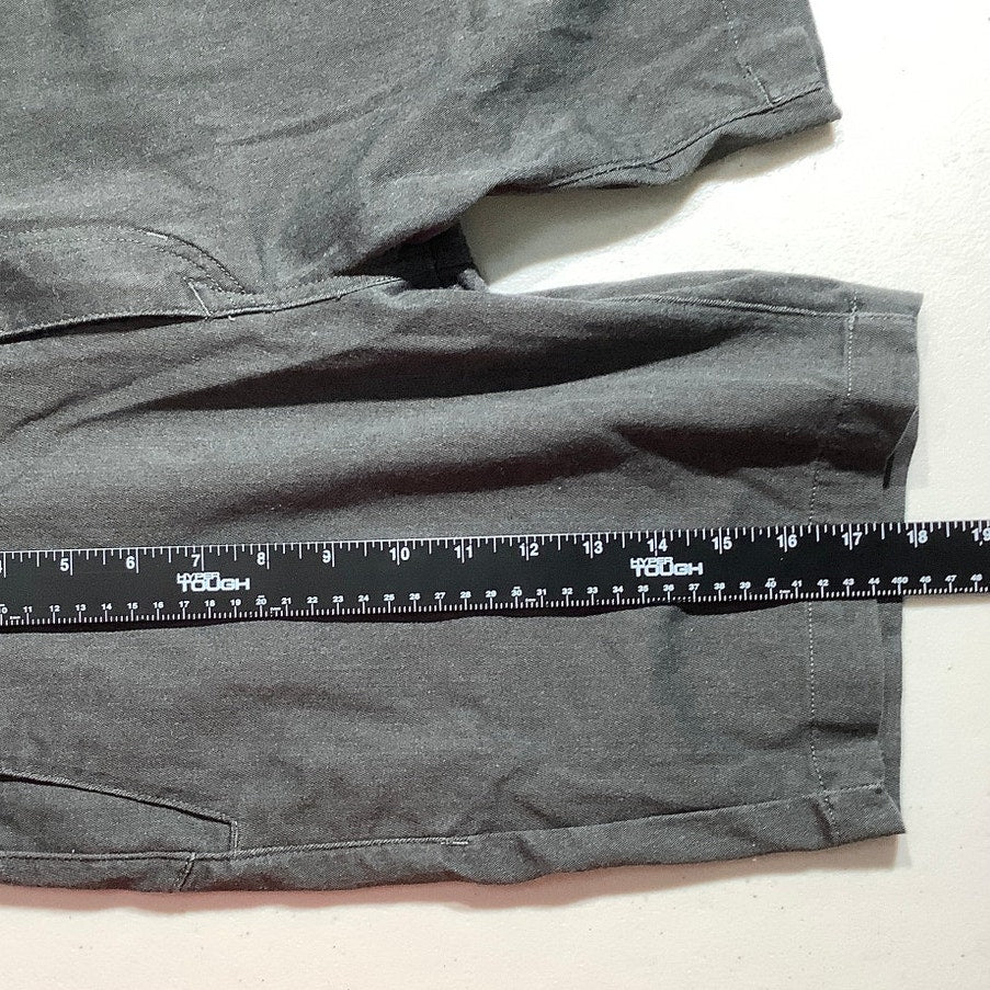 Volcom Men’s Shorts Size 28 – Dark Charcoal, Casual, Lightweight