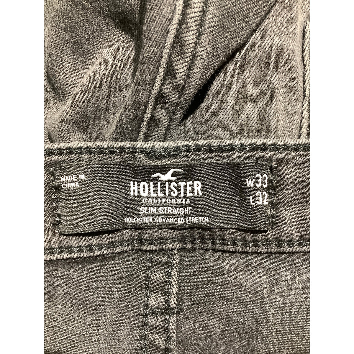 Hollister Men's 33x32 Black Slim Straight Jeans Distressed Tear