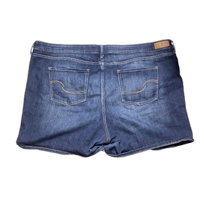 Levi’s Dark Denim Modern Shorts Blue Women’s 24W — Stretch, Classic, Casual
