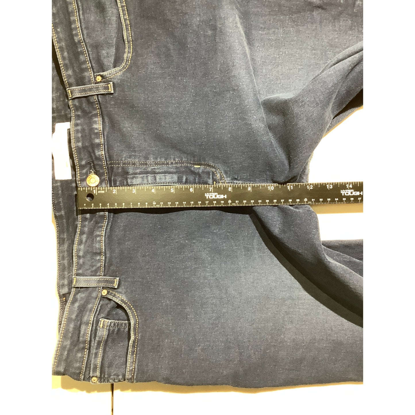 Levi’s Women’s Mid Rise Skinny Jeans 37W x 28L — Stretch, Casual, Everyday