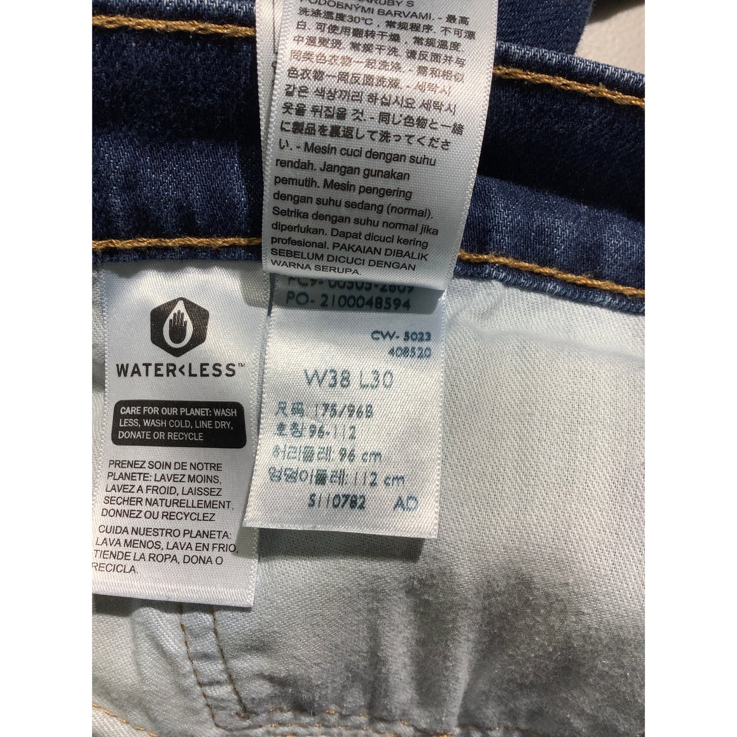 Levi’s 505 Straight Leg Jeans Men’s Size 38W 30L — Classic Fit, Medium Wash
