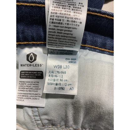 Levi’s 505 Straight Leg Jeans Men’s Size 38W 30L — Classic Fit, Medium Wash