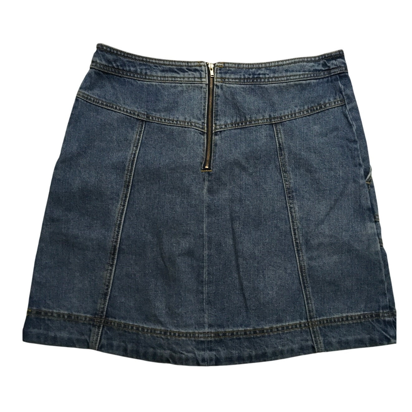 Cabi Denim Rear Zipper Skirt Size 6 - Y2K, Casual, Chic