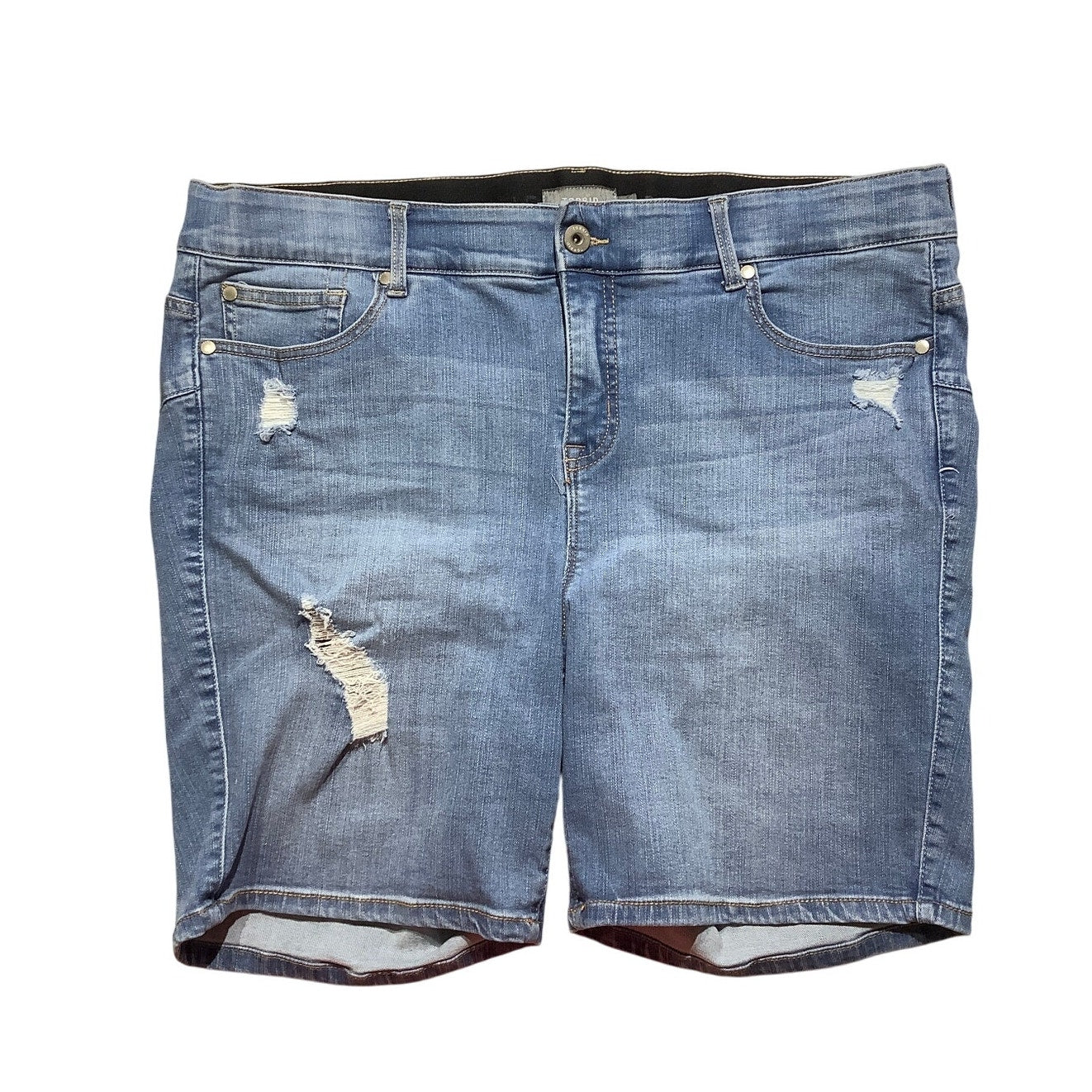 Torrid Light Wash Denim Shorts Size 20 – Baddie, Casual, Streetwear