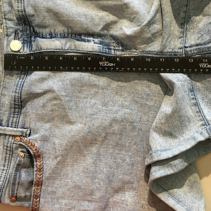 Seven7 Light Wash Denim Shorts Size 26 - Boho, Casual, Vintage