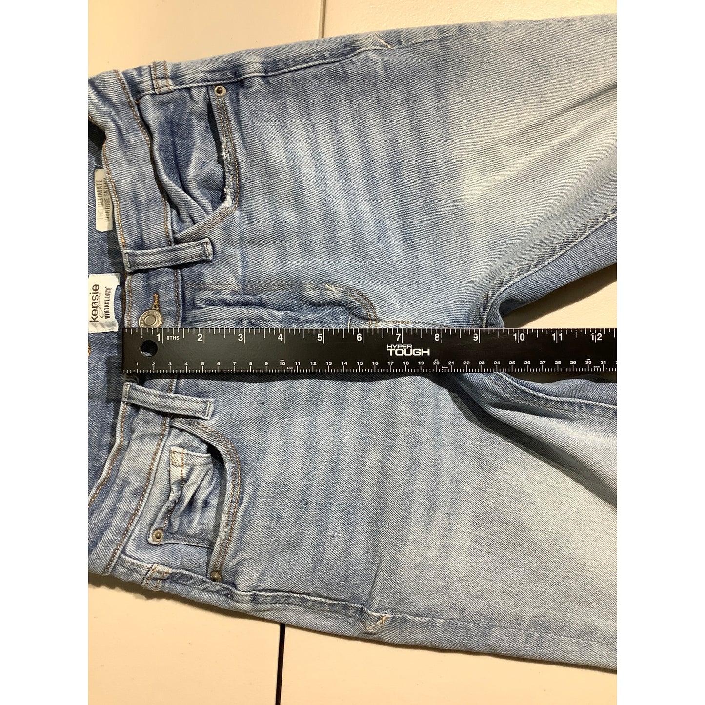 Kensie Jeans Light Wash Women's Size 2/26 — Skinny, Distressed , Stretch
