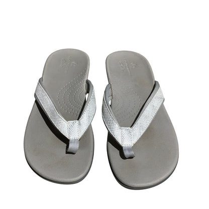 Clarks Cloudsteppers Flip Flops Women’s Size 12M — Casual, Travel, Comfort