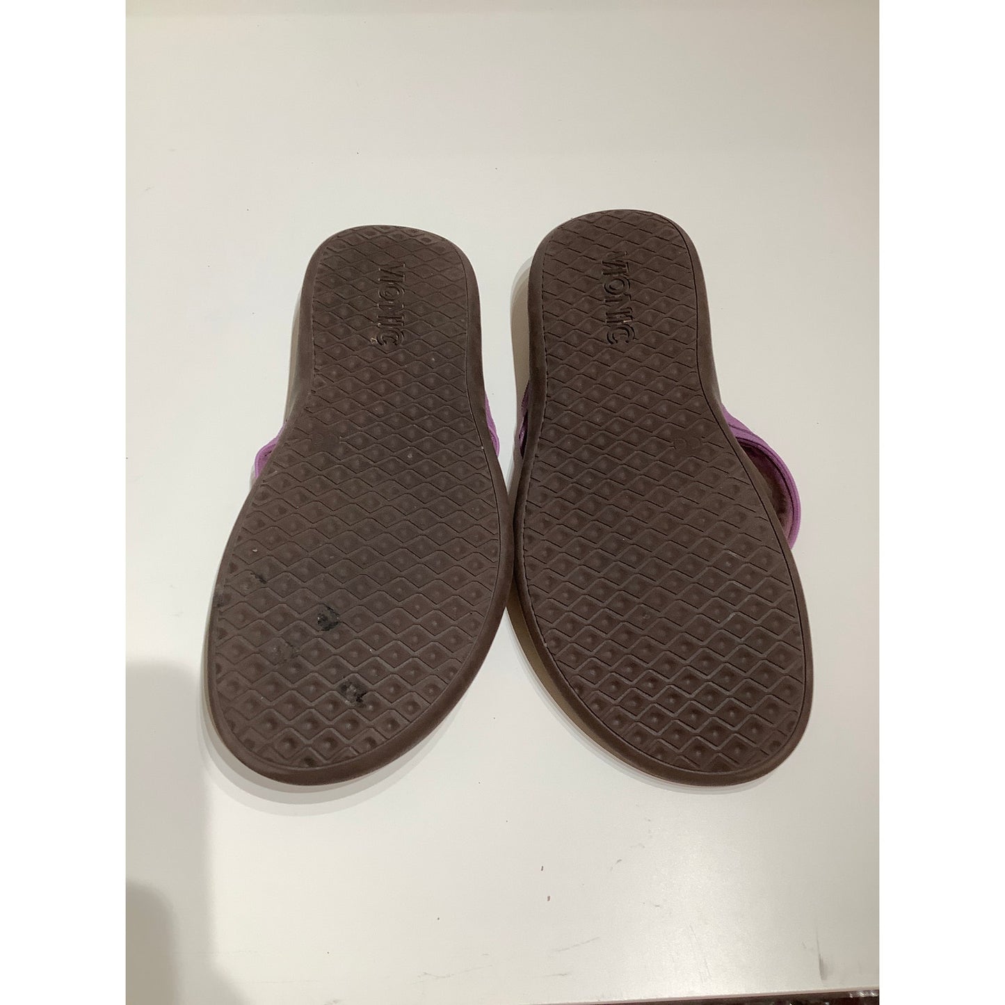 Vionic Lilac Purple Flip Flops Size 8 – Comfort, Casual, Summer Ready