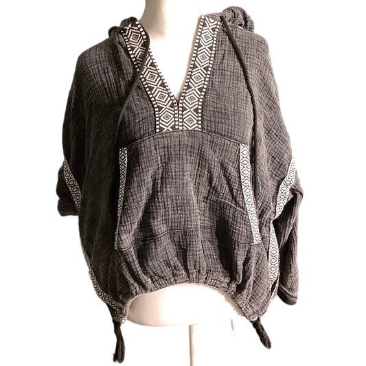 Oli & Hali Gray Mineral Washed Hoodie Women’s Size S — Boho, Relaxed, Cozy