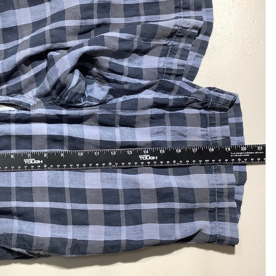 Tommy Bahama Blue Plaid Shorts Men’s Size 33W — Casual, Lightweight Summer Fit