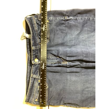Levi’s Signature Skinny Jeans Men’s Size 31x32 — Casual, Modern, Slim