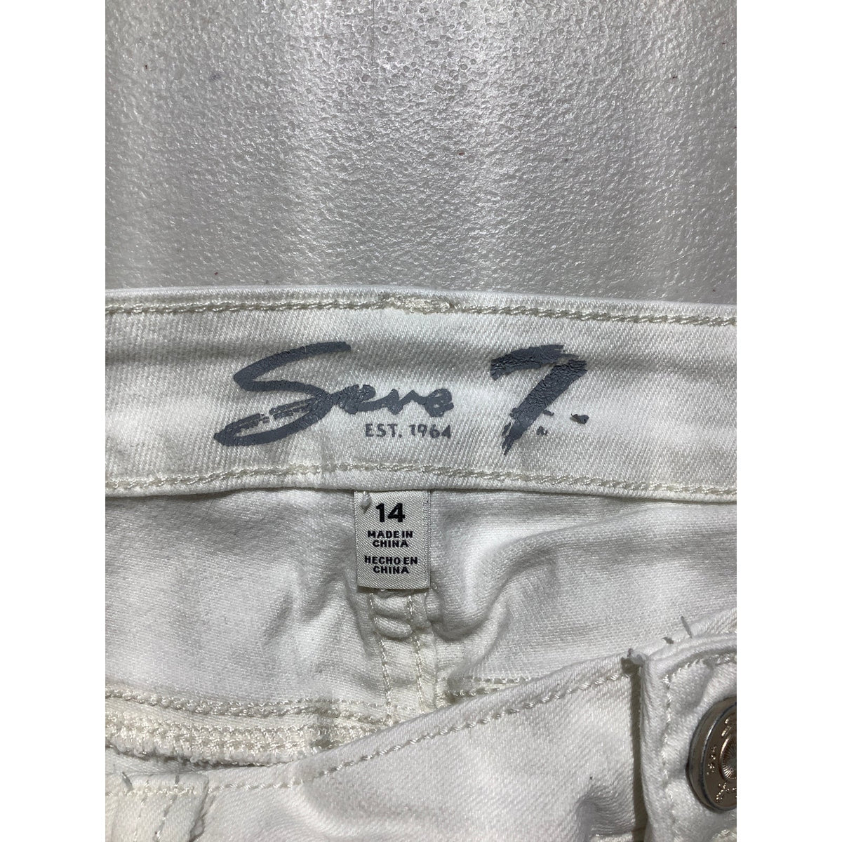 Seven7 Women's 14 White Weekend Denim Shorts Frayed Hem Casual