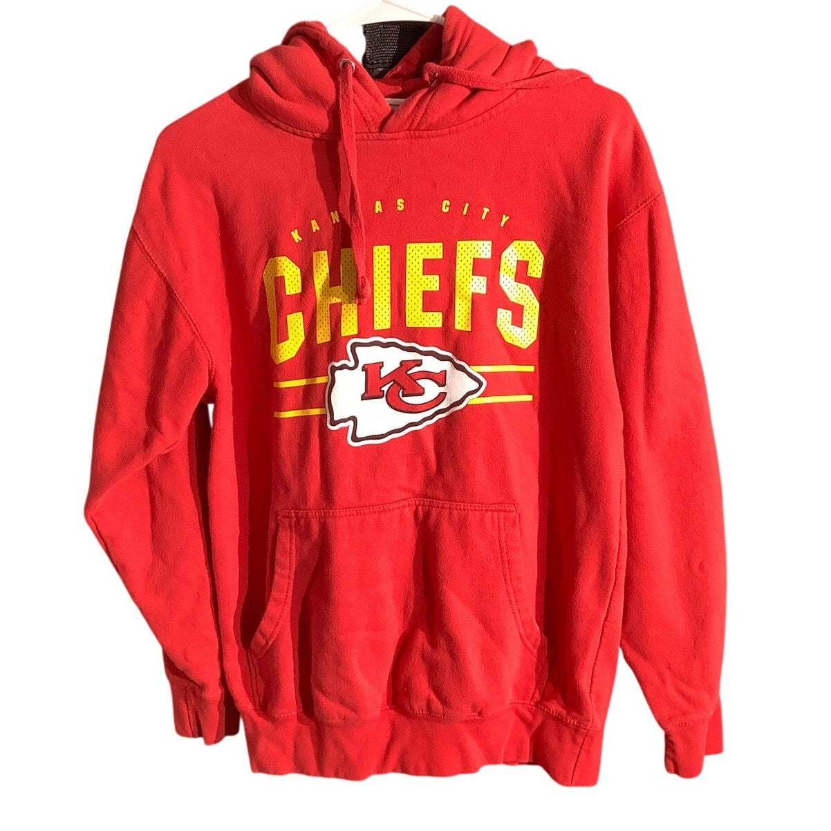 MJ Activewear Red Kansas City Chiefs Hoodie Size M — NFL, Football, Fanwear