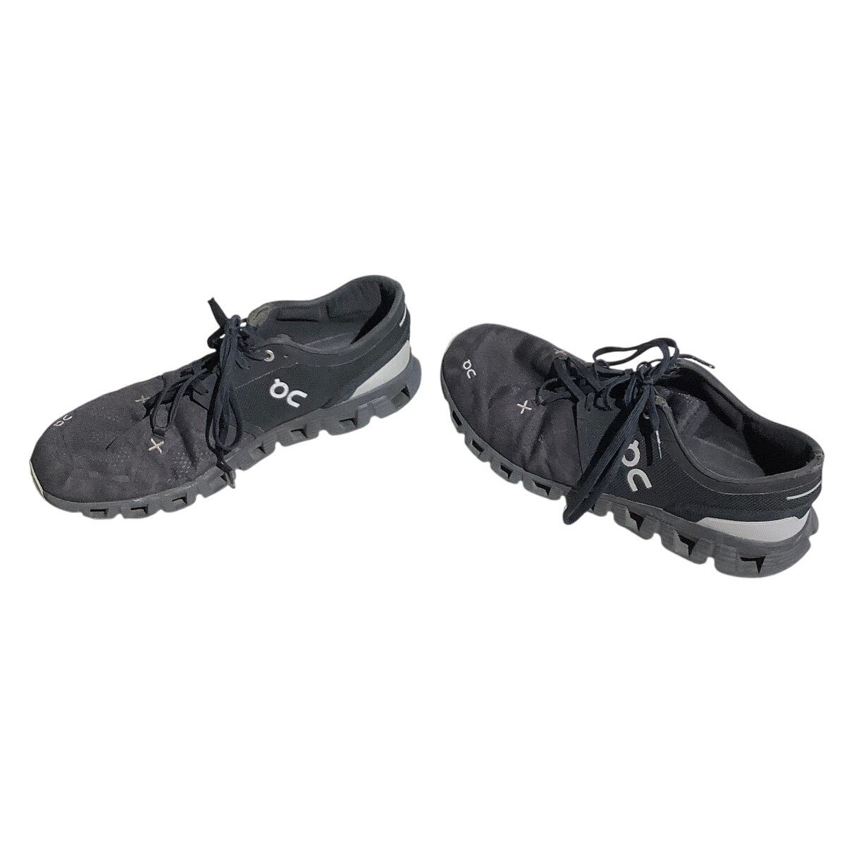 On Cloud Men’s Running Shoes Size 11.5 — Black, Cloud X, Athletic