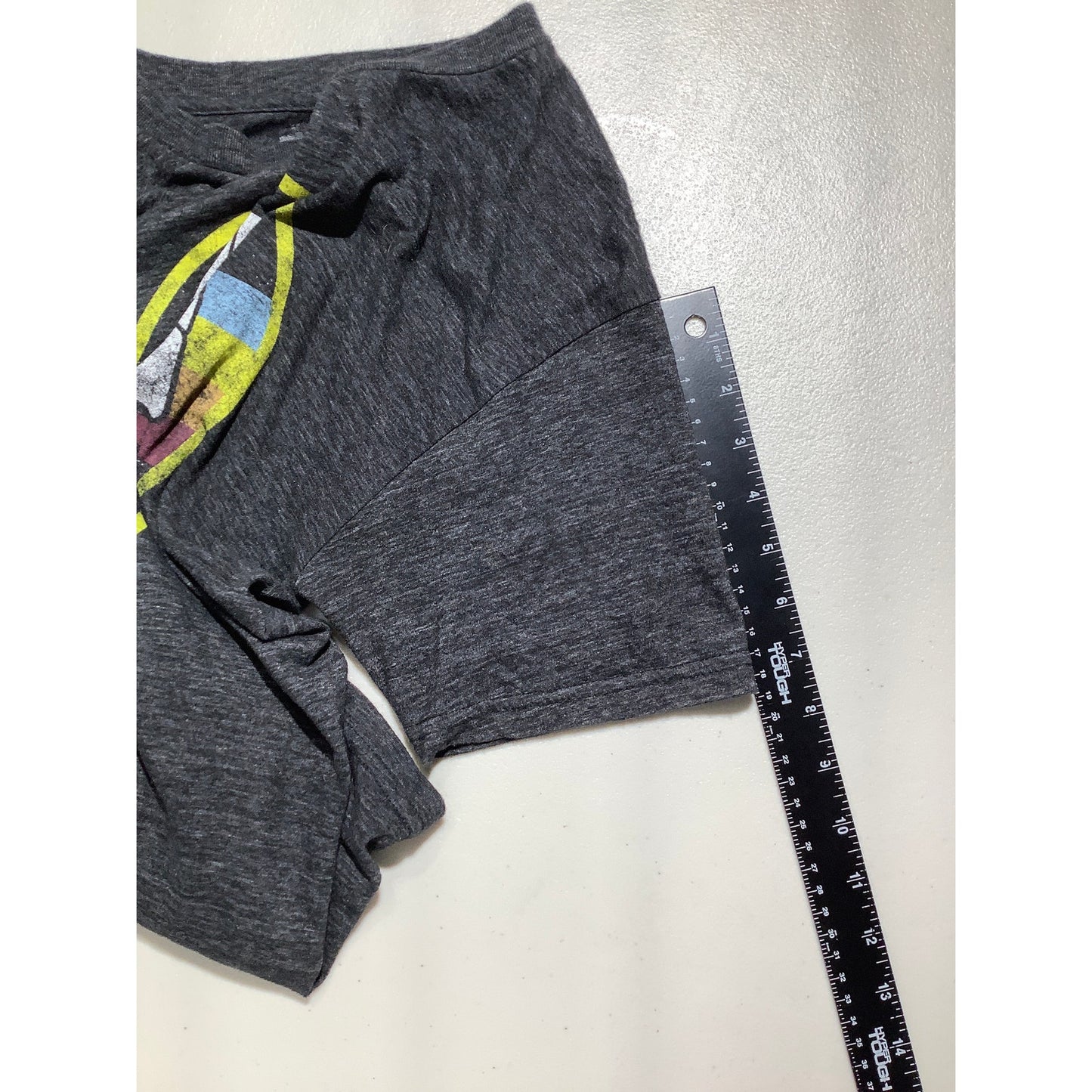 Star Wars Heathered Gray Graphic T-Shirt Size S — Movie, Geek, Casual