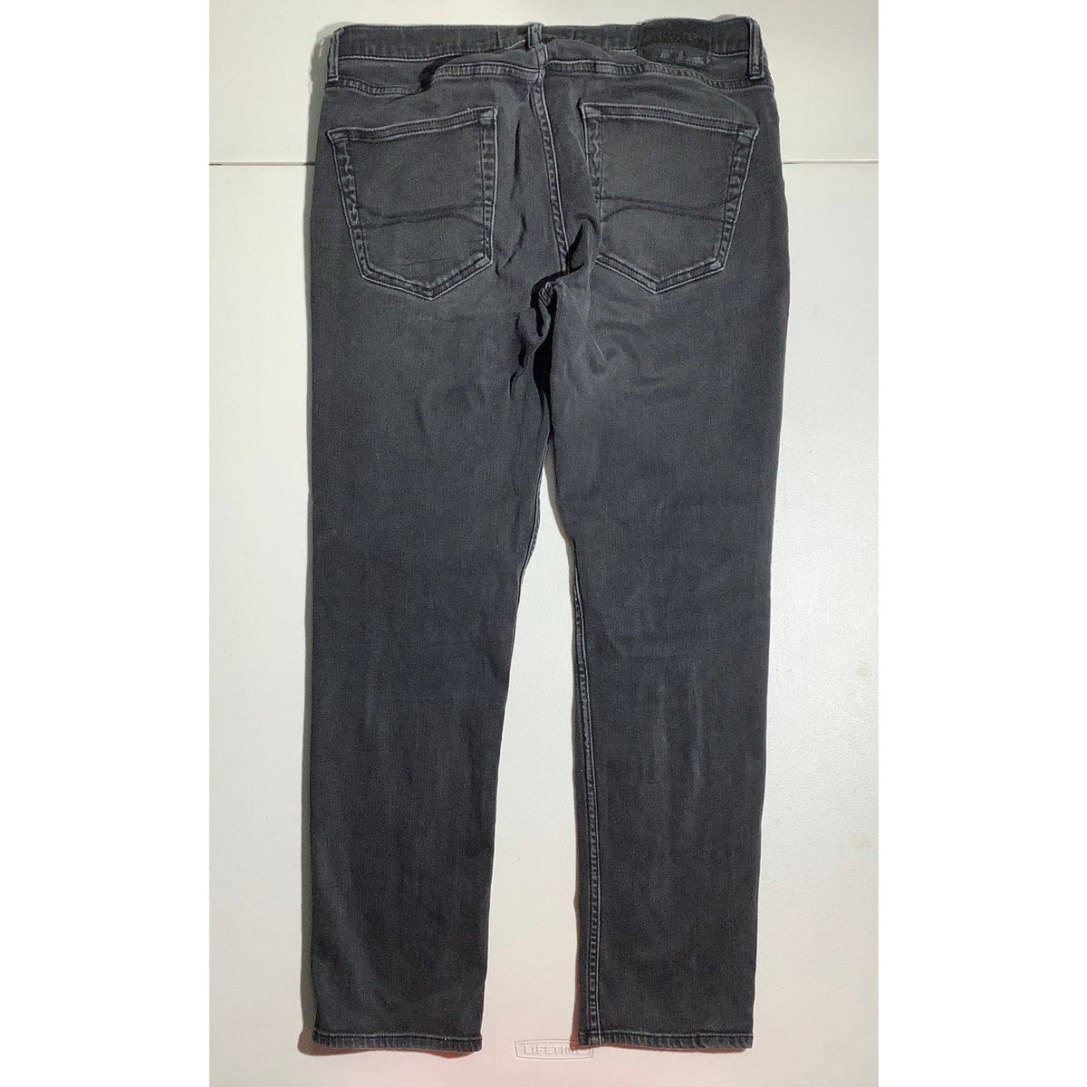 Hollister Men's 33x32 Black Slim Straight Jeans Distressed Tear