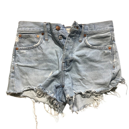 Madewell Relaxed Light Wash Denim Shorts Size 23 – Grunge, Y2K, Streetwear