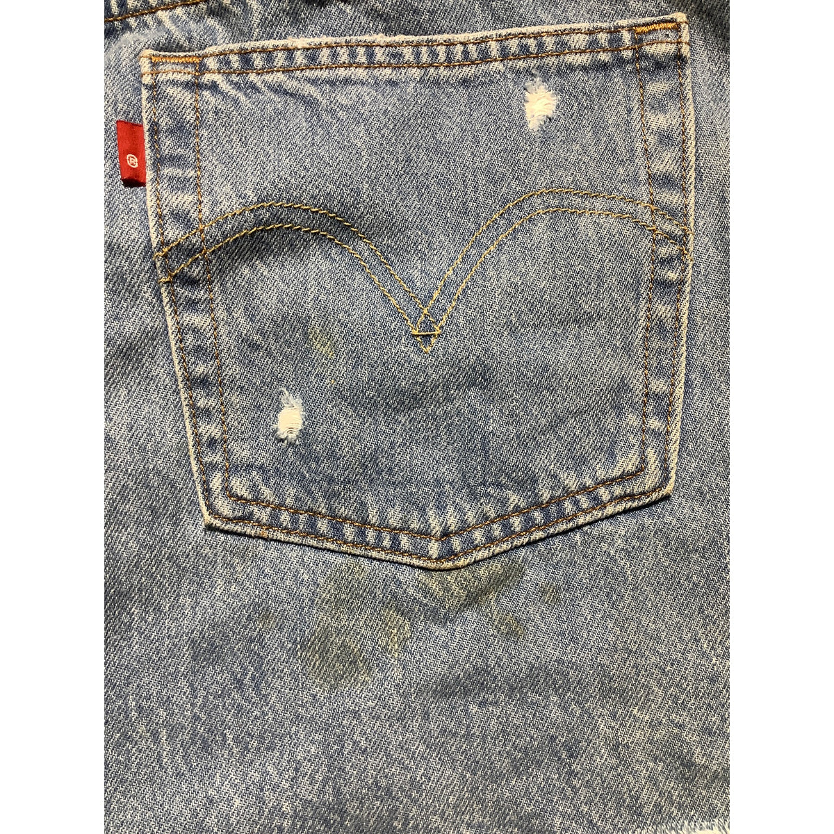 Levi’s 501 Distressed Denim Shorts Women’s 32W — High Rise, Button Fly, Cutoff