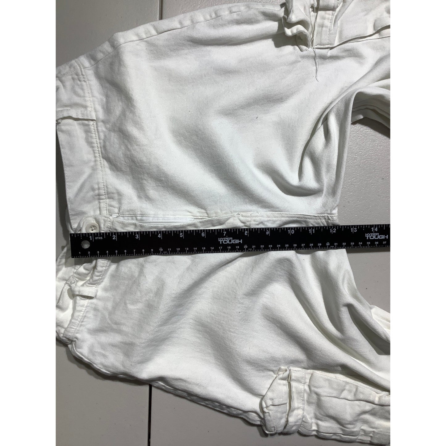 PrettyLittleThing White Cargo Pants Women’s Size 4 — Y2K, Streetwear, Utility
