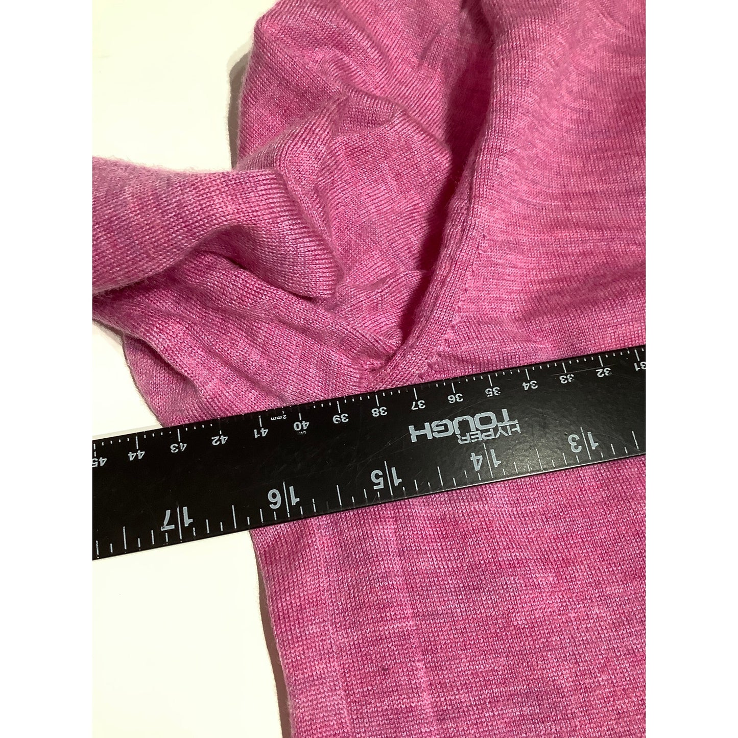 J.Crew Black Label Pink Sweater Size Medium - Minimalist, Feminine, Cozy